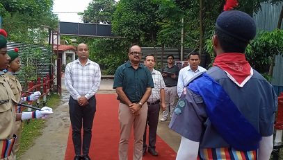 केवीएस के संयुक्त आयुक्त और सहायक आयुक्त ने केन्द्रीय विद्यालय बोलपुर का दौरा किया