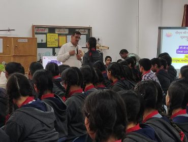 DC Sir Interaction with Students