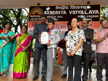 Students who got 100 percent attaendace are being awarded