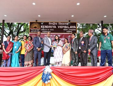 Chairman VMC, Inagruating Vidyalaya Magazine with Magazine Commitee
