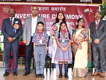 Presenting Badges of Honor to Primary Council Members