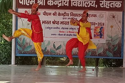 Dance in Kala Utsav ten