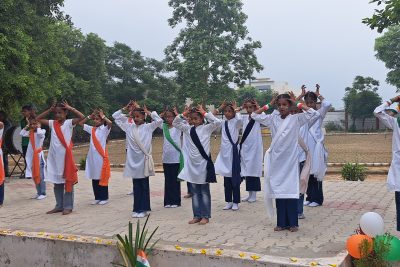 Independence Day dance performance