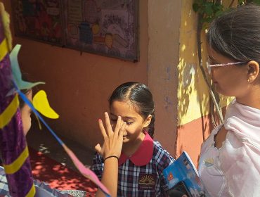 Student Wel come with tilak