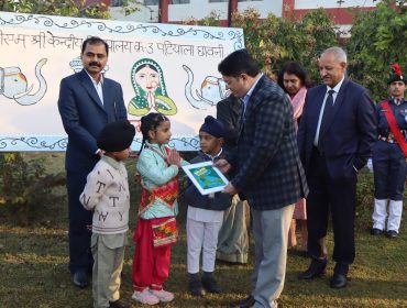 वार्षिक पैनल पर्यवेक्षण