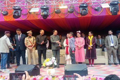 Students of KV Keylong Receiving Awards for the participation in Cultural Event of Tribal Fair Keylong From Industries Minister of Himachal Pradesh