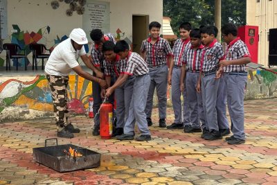 Fire Safty Demonstration (4)