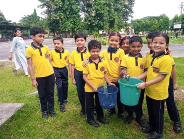 Participation in cleanliness campaign
