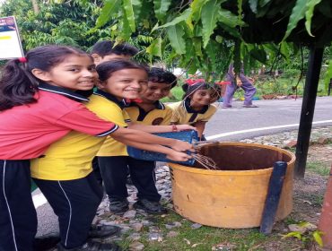 Participation in cleanliness campaign