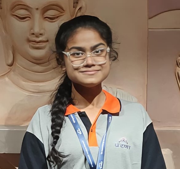 सूर्यरिका घोष>
            <p><strong class=
